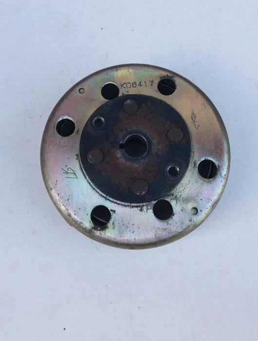 Магніт 4 летс V50