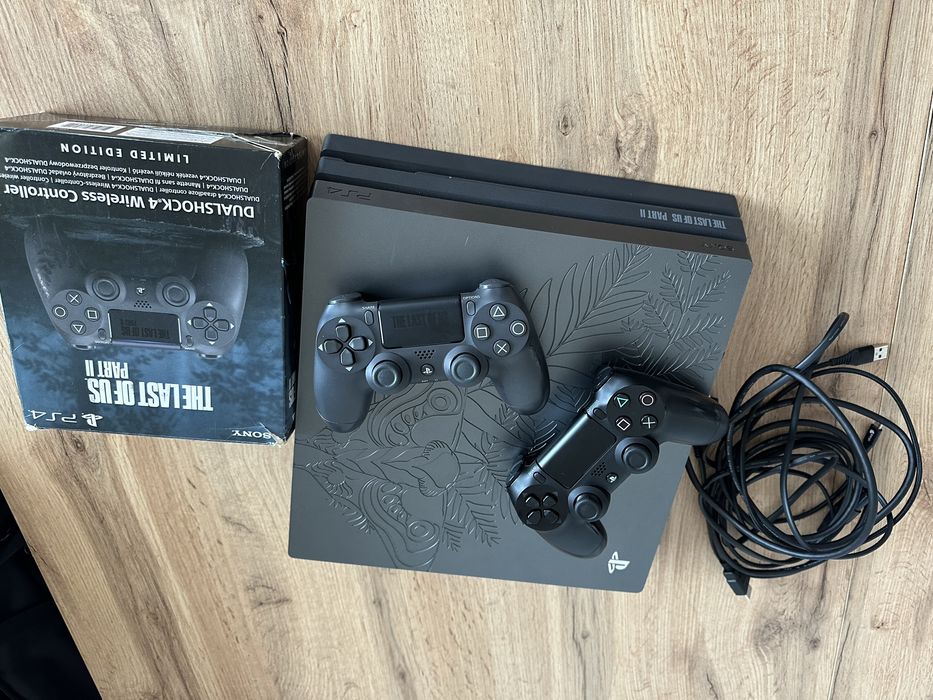 Playstation 4 PRO edycja The last of Us Part II