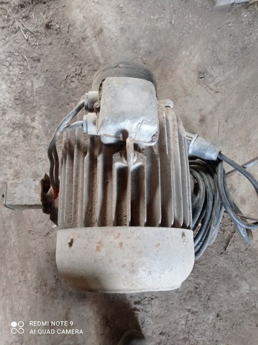 Silnik elektryczny 10 kW.