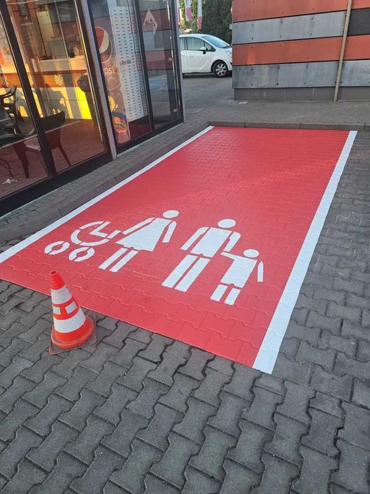 Oznakowanie poziome/ Malowanie parkingów, dróg, hal i magazynów