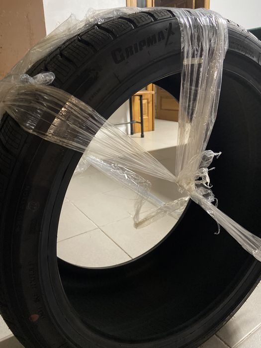 Pneu novo GRIPOMAX SureGrip Pro