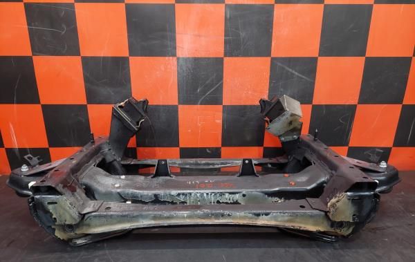 Charriot frente MERCEDES-BENZ Sprinter 4-t (904)