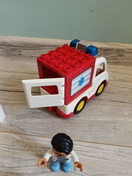 LEGO Duplo 10527 karetka