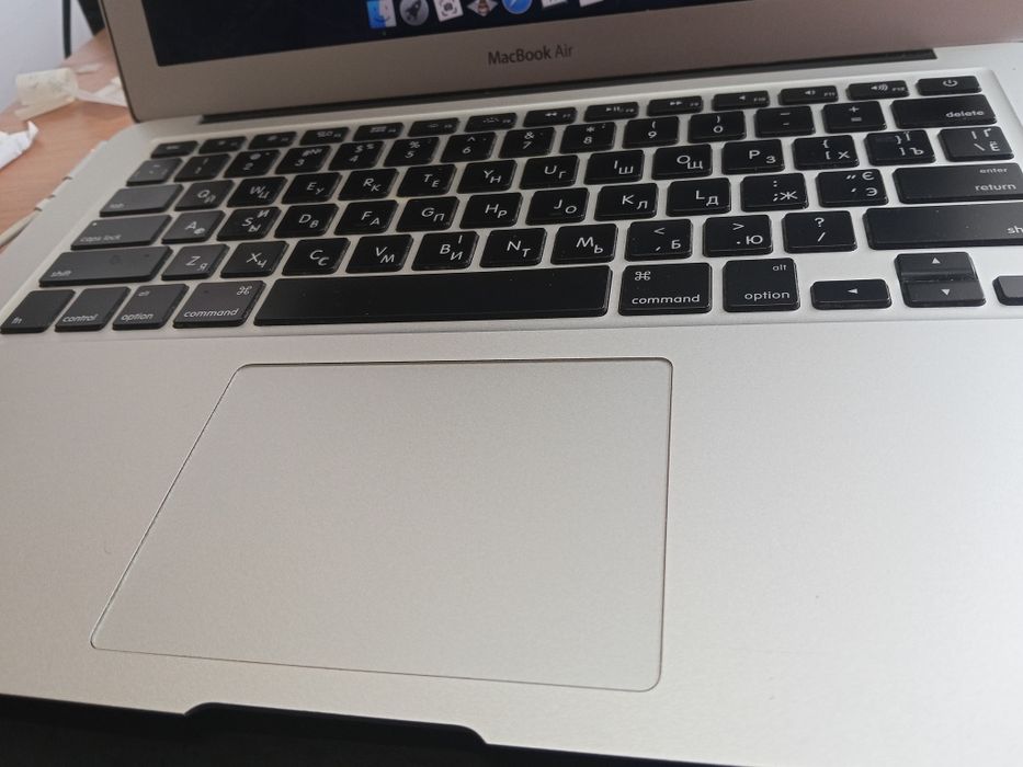MacBook air 4/256