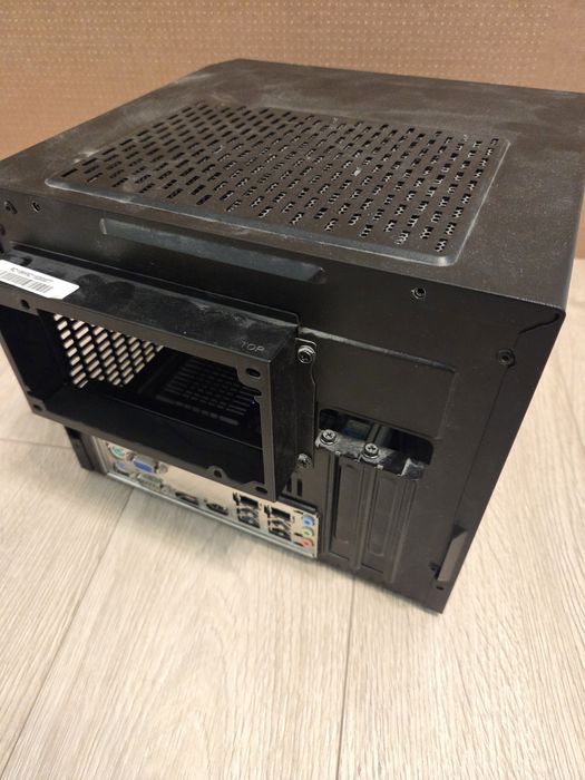 Komputer mini-itx GA-C1037UN 8GB RAM, obudowa, dual LAN