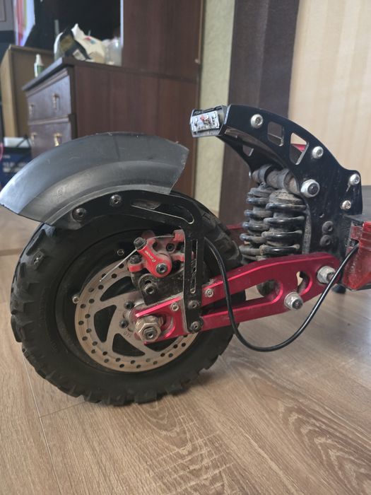 Продажа Єлектро самоката Giant