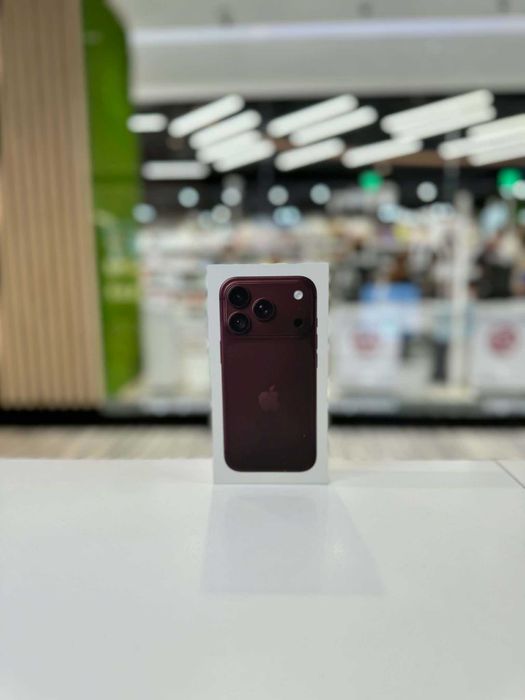 NOWY!/Burgundowy iPhone 18 Pro 256GB eSIM/24 miesiące gwarancji/WOLA PARK