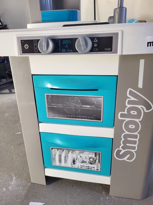 Kuchenka Smoby z garnuszkiem