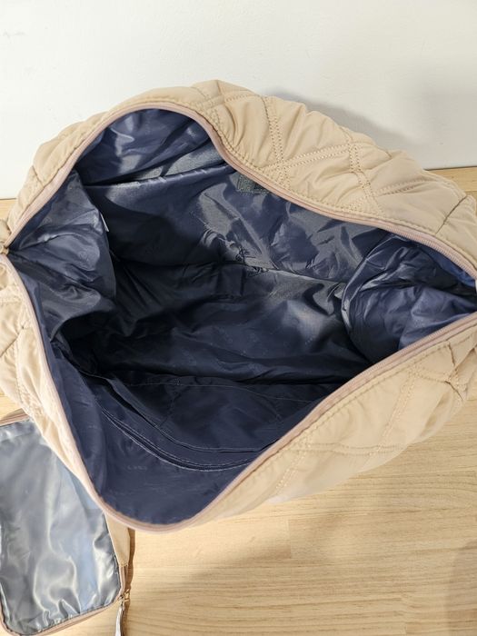 Mala de viagem/maternidade da Leke nova