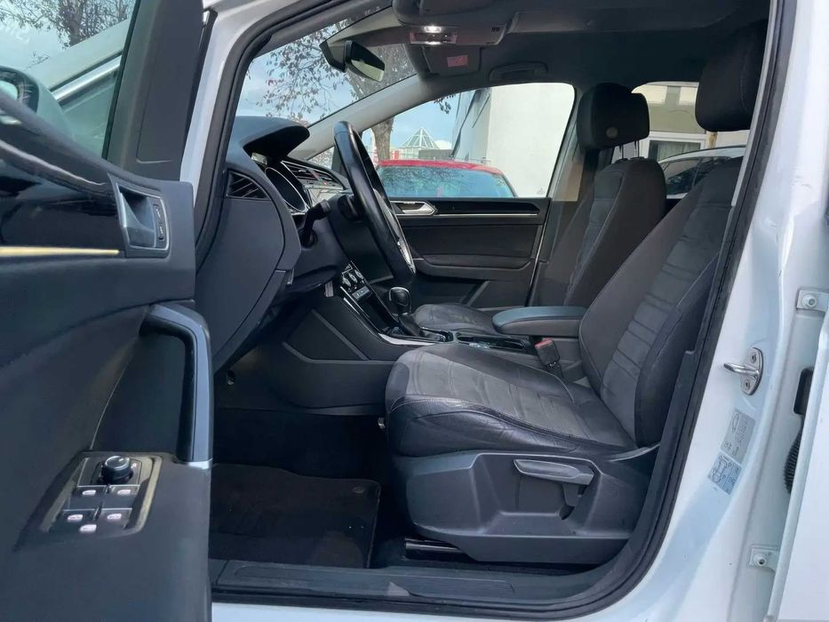 Volkswagen Touran      2018