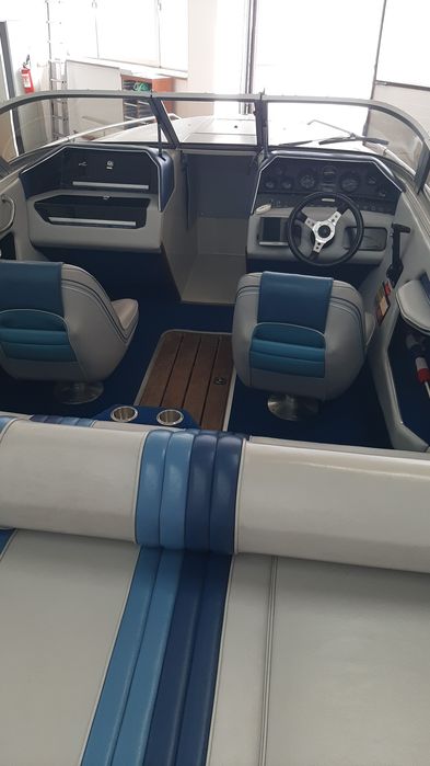 Sea ray 210 sorrento