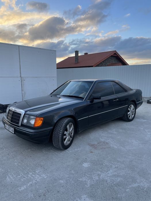 Мерседес 124 купе