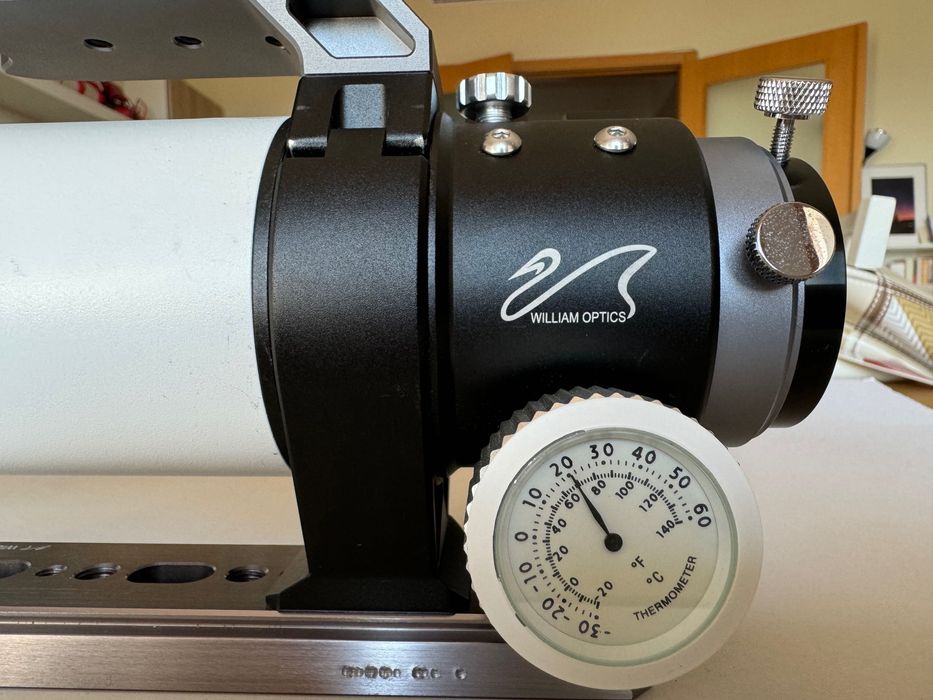 Telescópio William Optics Zenithstar 61 II Prata + Nivelador / Redutor