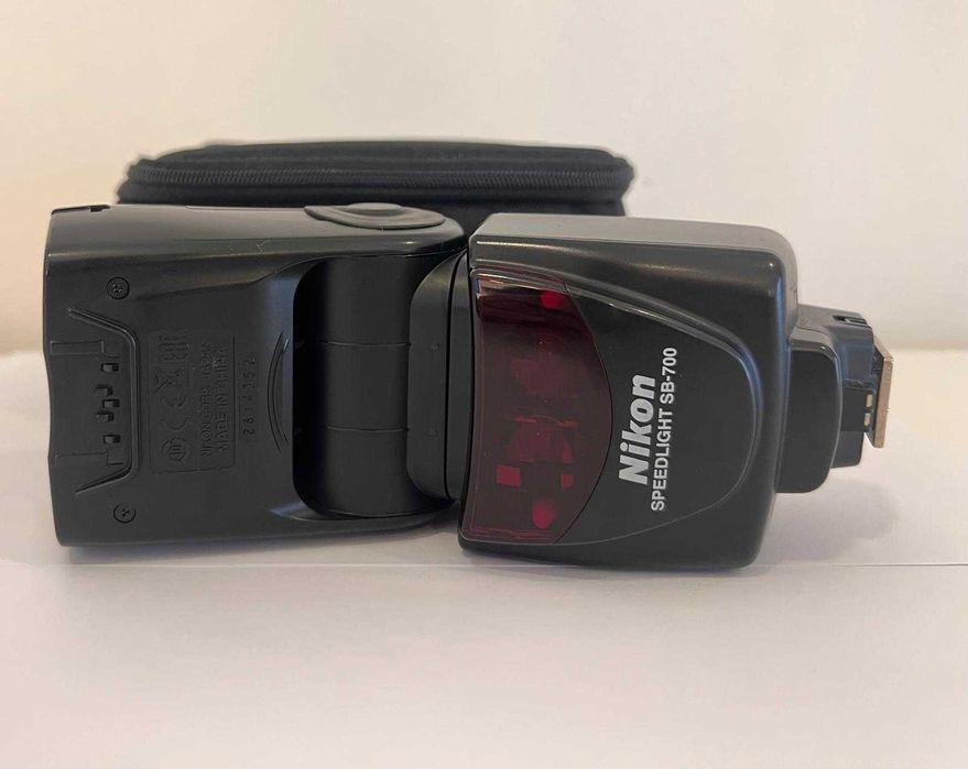 FLASH NIKON SB-700