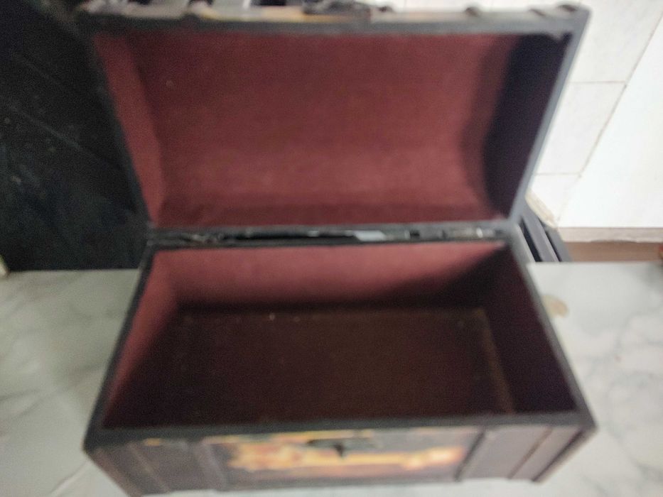 Продам шкатулку бу