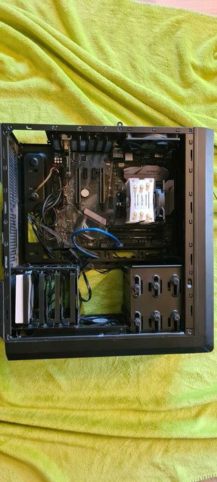 Komputer stacjonarny (niekompletny) - Ryzen 1700X, 16GB Ram