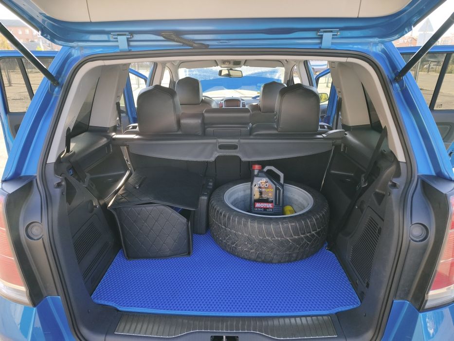 Opel Zafira B OPC