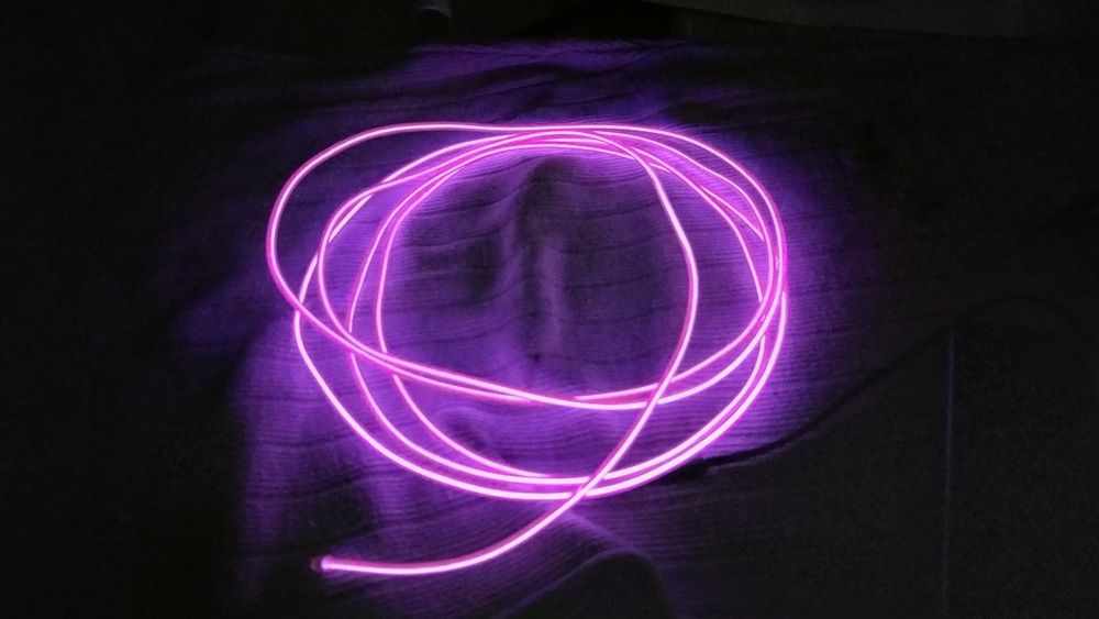 Violet and Green Neon Wire64584924571650121
