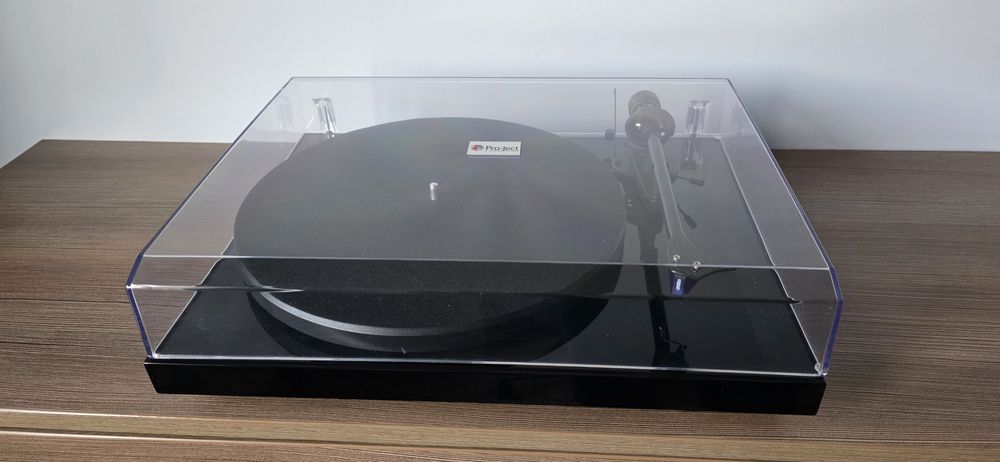 Pro-Ject Debut Carbon bez wkładki