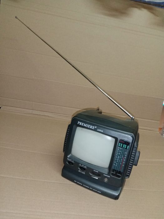 Telewizor czarno-biały