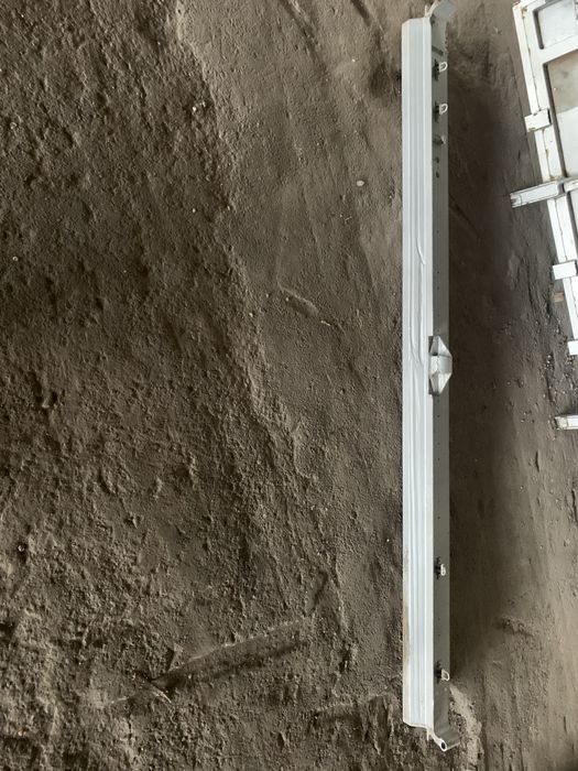 Балка воріт зерновоза