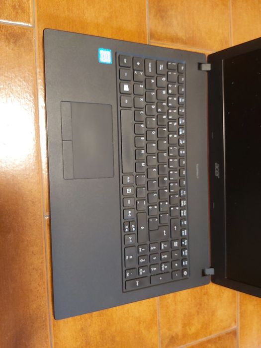 Portátil Acer Travelmate P2510 intel i5