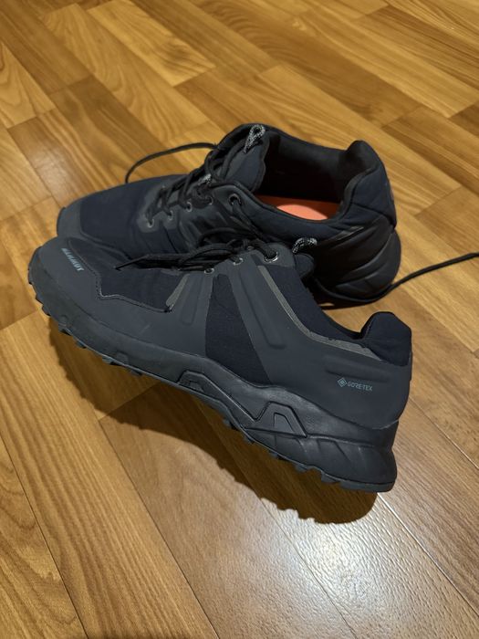 Кроссовки для трекинга Mammut  Gore-tex