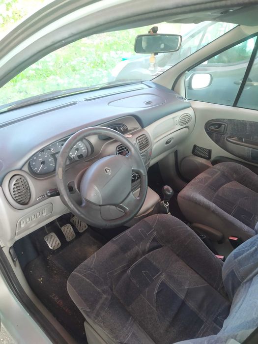 Renault Megane Scenic DCI 1.9 diesel