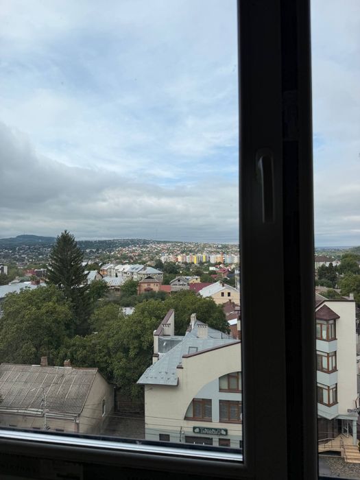 ПРОДАЖ 2-кімнатної квартири в ЦЕНТРІ