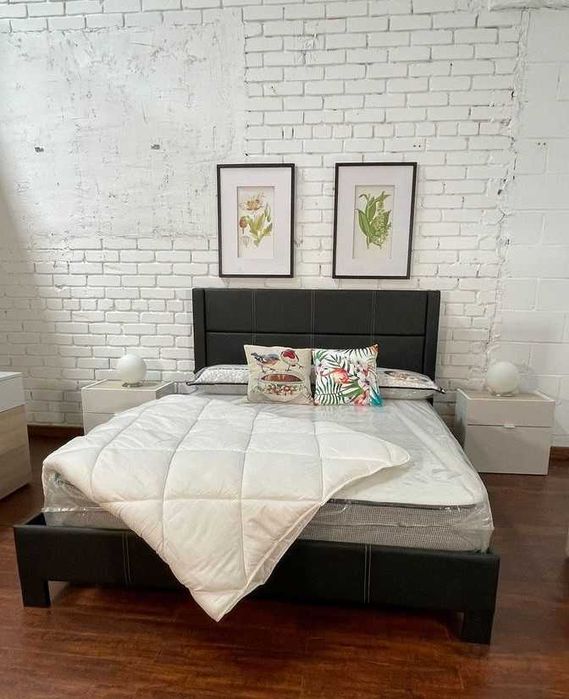 LIQUIDAMOS! Cama casal com estrado + cabeceira