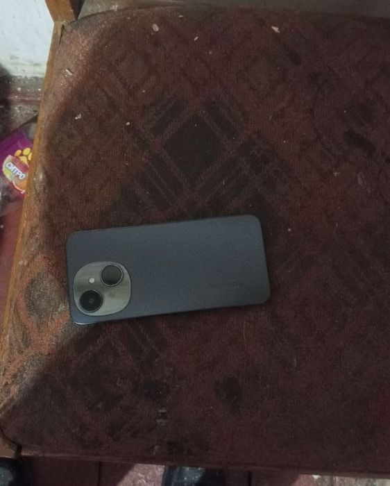 Продам Телефон  TECNO SPARK GO 1