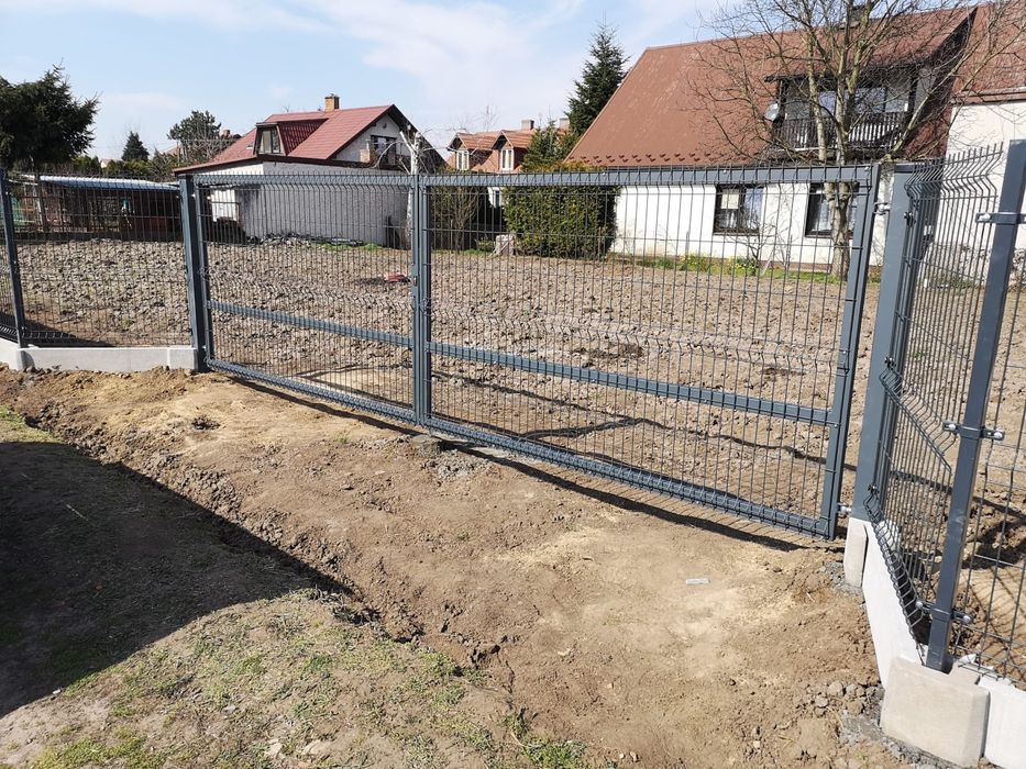 Brama dwuskrzydłowa ogrodzeniowa 4m