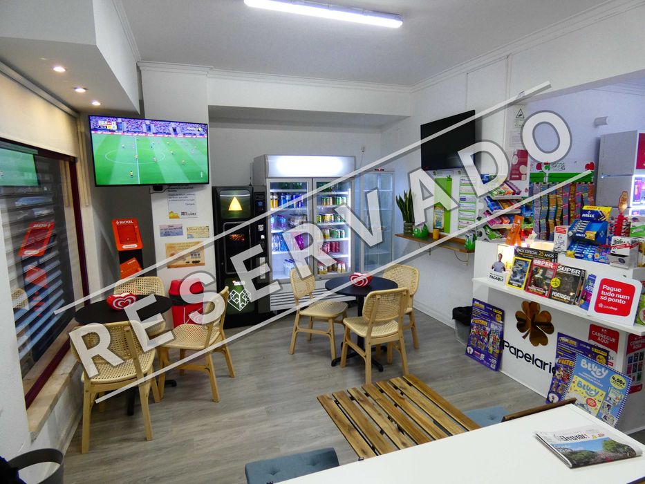 Papelaria e Tabacaria com Jogos Santa Casa - Almada