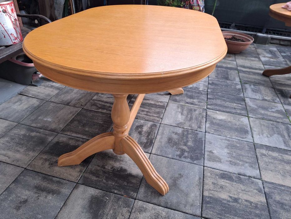 Stół rozkładany  (duży)