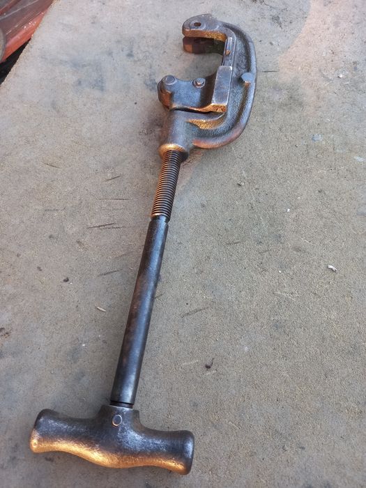 Труборез ручной.  Ссср. Бу. Без резца.