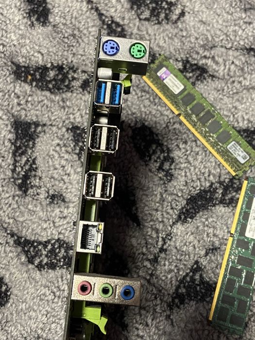 Комплект Xeon E5 2670 + 20gb