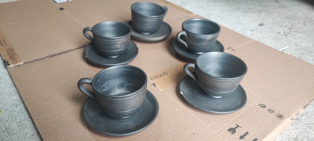 Chávenas 5 em barro preto