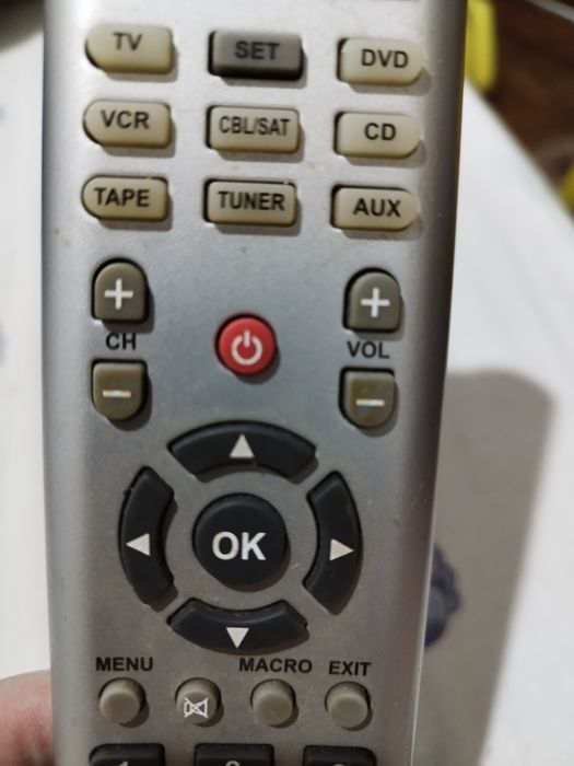 Comando Universal 4 euros64740799949315122