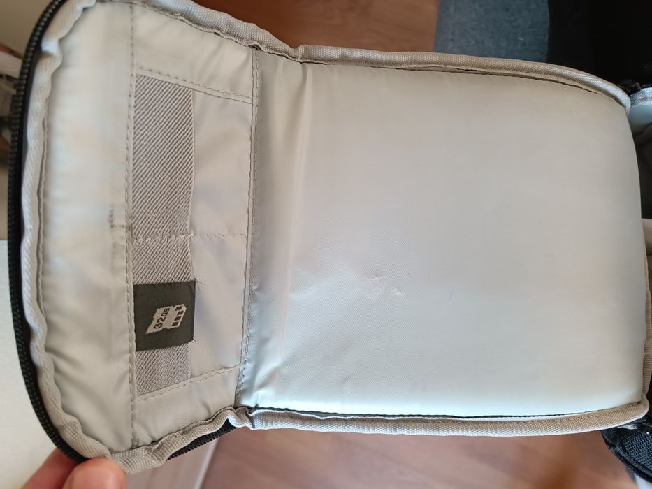 Plecak na aparat Lowepro Slingshot Edge 250 AW