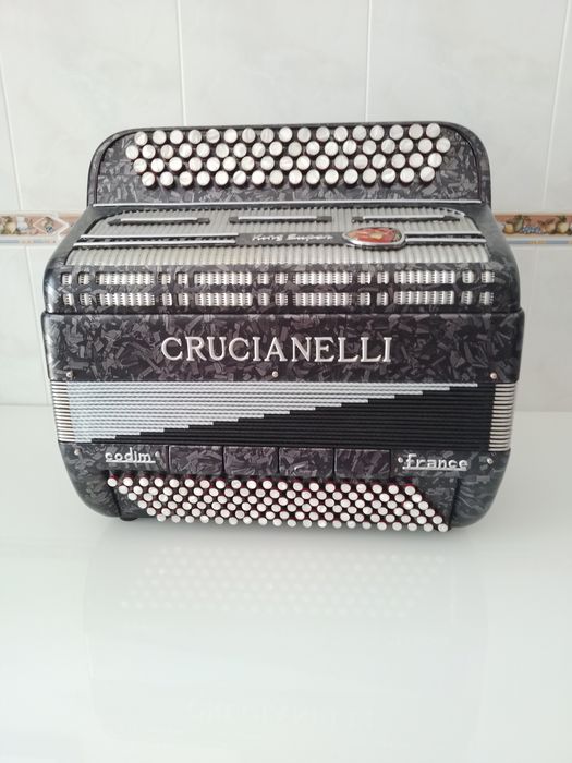 Acordeon/Acordeão   Crucianelli Super King   3+3  nos bxs