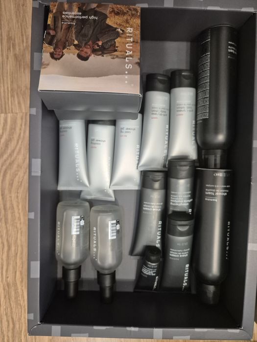Krem do ciała sakura rituals 220ml