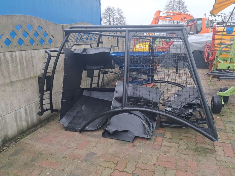 Zabudowa leśna do ciągnika valtra