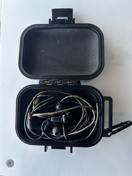 MACKIE MP-120 monitores de som in ear