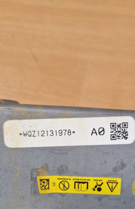 Подушка безпеки  коліно SRS Subaru Outback Legacy b16 2020-2025