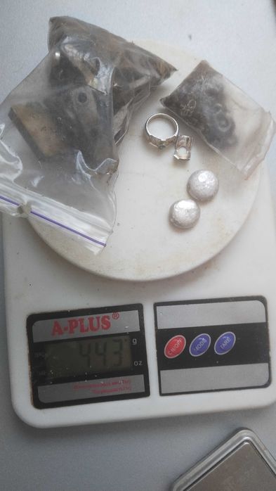 Серебро контакти