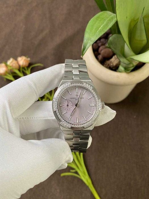 Vacheron Constantin Overseas 2305V stal diamenty 37 mm