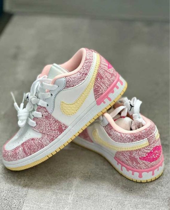 Buty Nike Air Jordan 4 Retro Baby Dziecięce Rozm 26-35 Dziewczynki