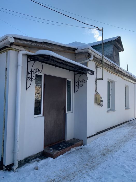 Пол.будинку+майстерня+офісне приміщення в центрі Василькова