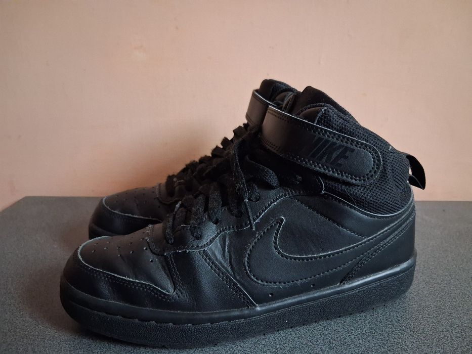 Nike кросівки  36 р.