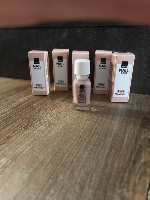 Avon kuracja do paznokci 7w 1
